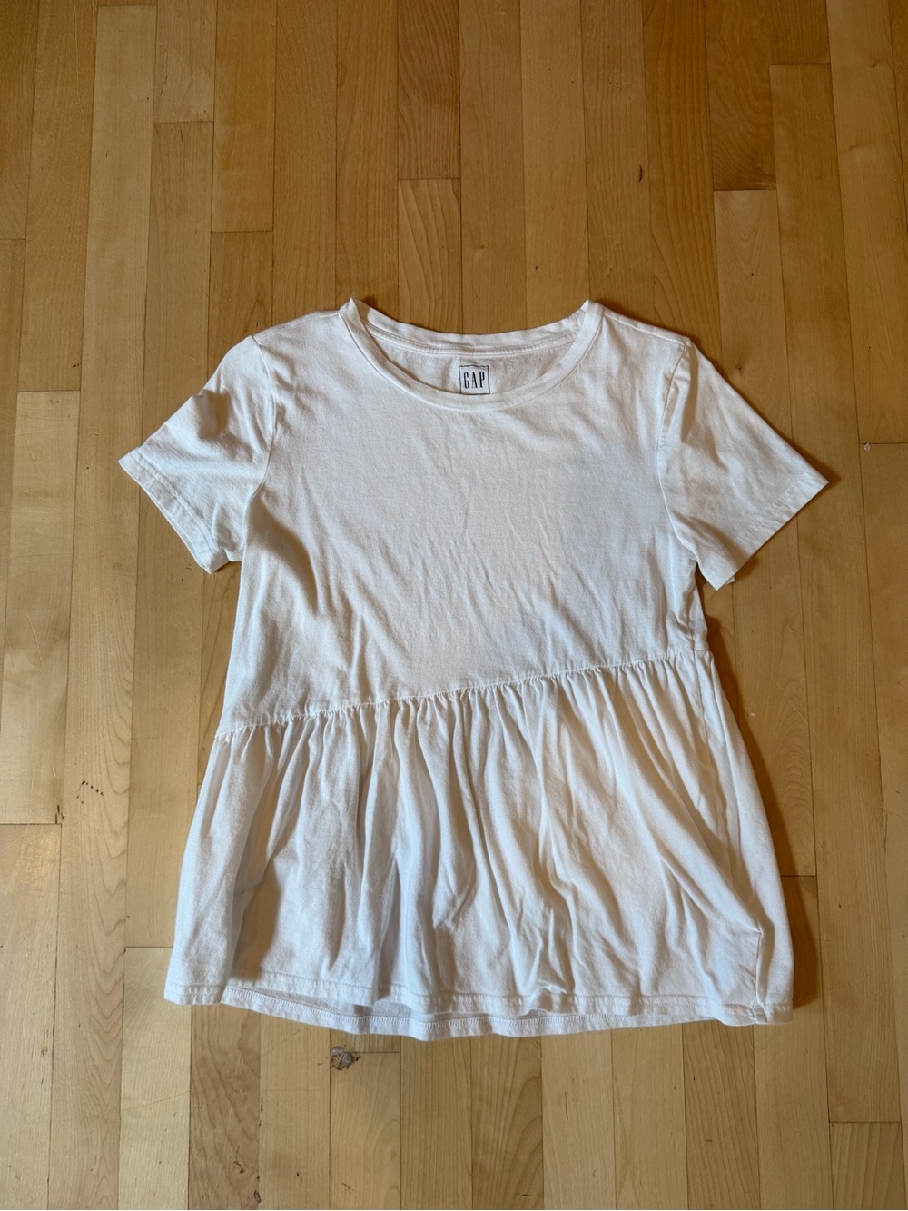 GAP White Short-Sleeve Peplum Tee